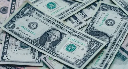 Dólar inició la semana a la baja en Uruguay y Argentina