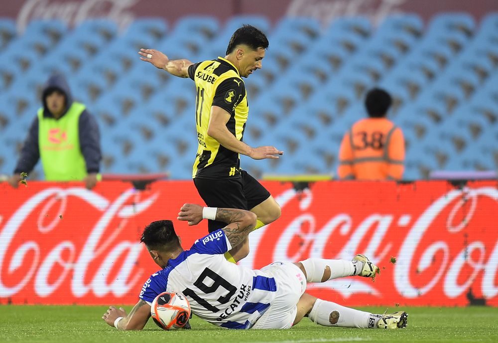 Cerro Largo FC 1 vs Peñarol 3: el carbonero comenzó muy mal, remontó ...