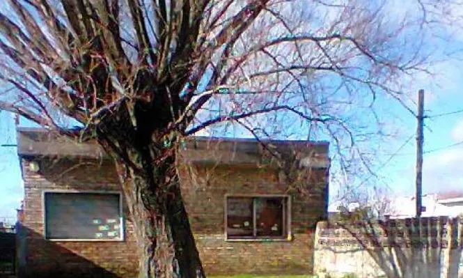 Frente del inmueble que rematará Canale Paredes por orden de Agencia de Vivienda