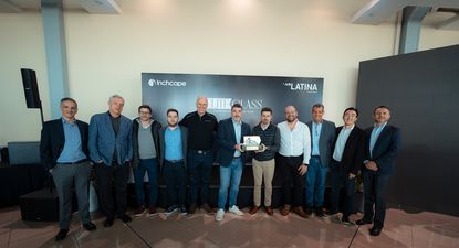 Autolider Uruguay, de Inchcape, premiada por Daimler Trucks & Buses Latin America en Programa de evaluación de excelencia