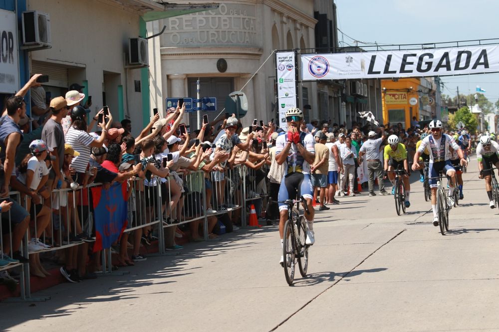 Triunfo de Matías Presa en Santa Lucía