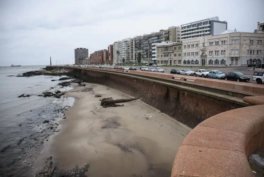Foto de archivo. Rambla de Montevideo