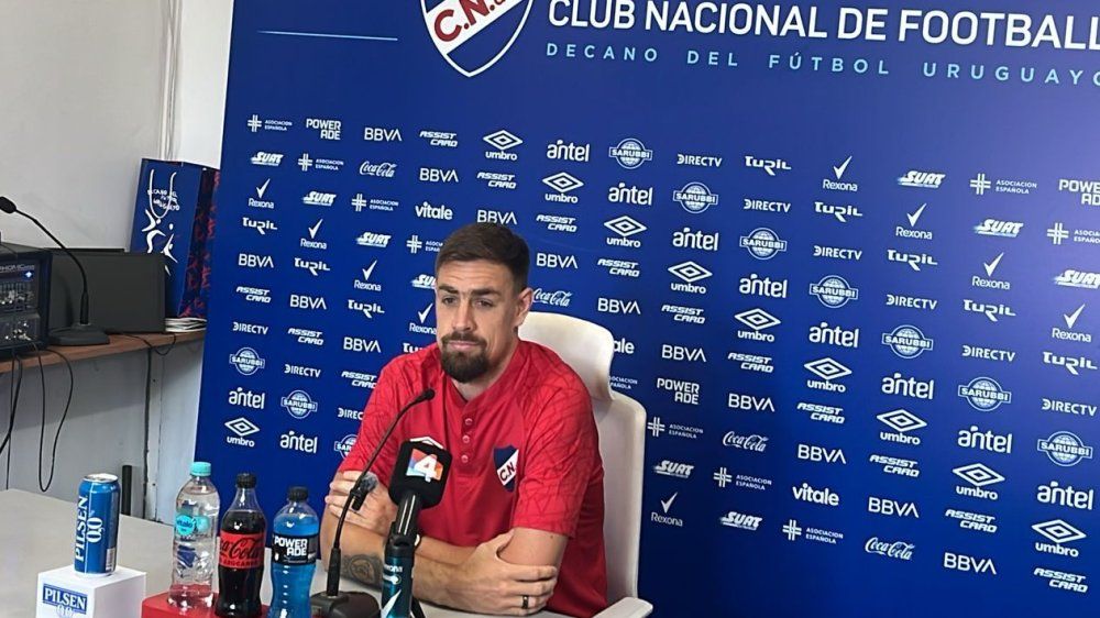 Sebastián Coates en conferencia