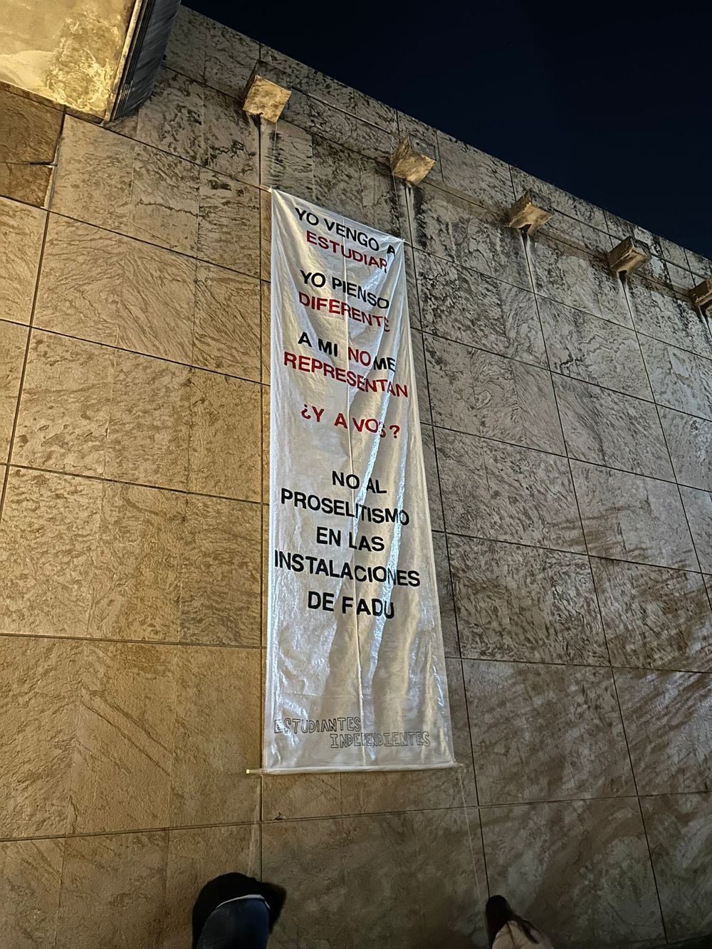 pancarta Facultad de Arquitectura