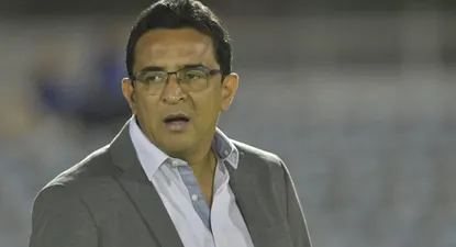 La otra cara de Danielo, el DT de Cerro Largo que trabaja en un CAIF y gestiona viandas y canastas