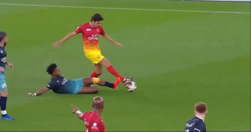 La plancha criminal de IShow Speed contra Kaká