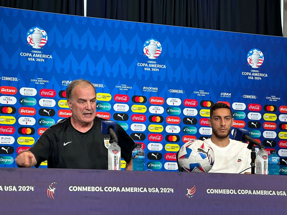 Marcelo Bielsa en conferencia de prensa