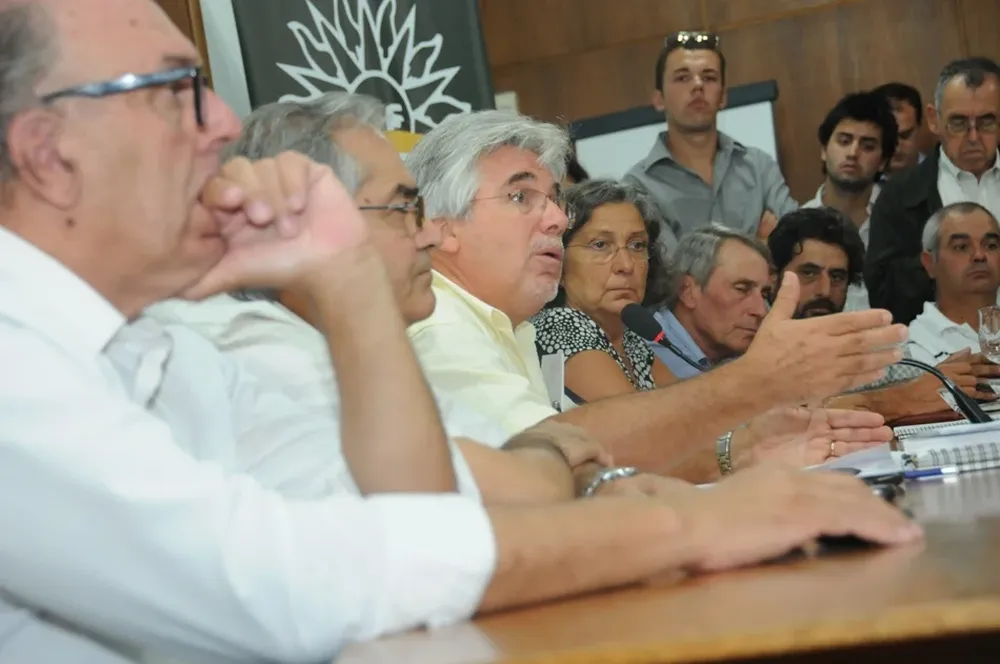 Tabaré Aguerre anunció apoyos a la granja