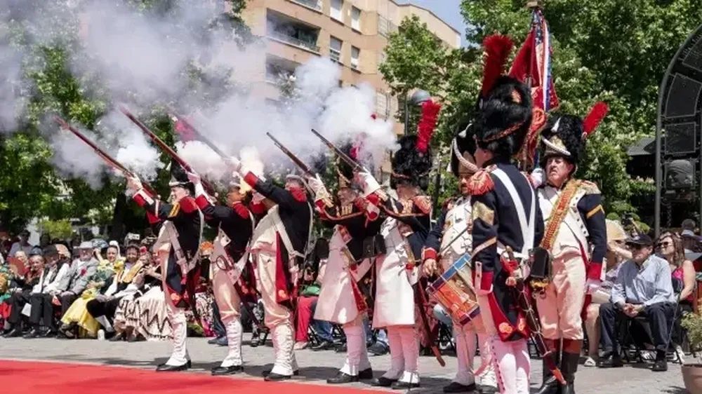 Desfile militar en los festejos de Madrid.
