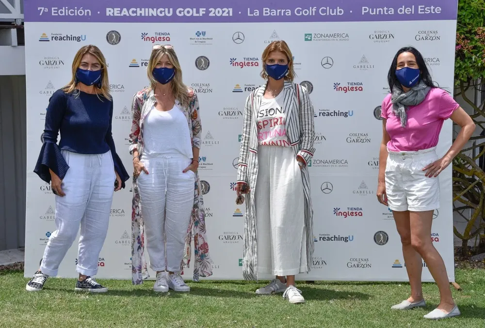 De Tati Paz, Noel Coates, Fernanda Guliak y Valeria Luzardo