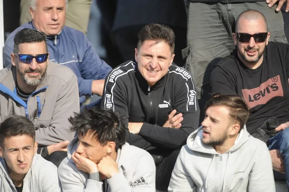 Cristian Rodríguez vio el partido ante Juventud desde las tribunas del Estadio Artigas