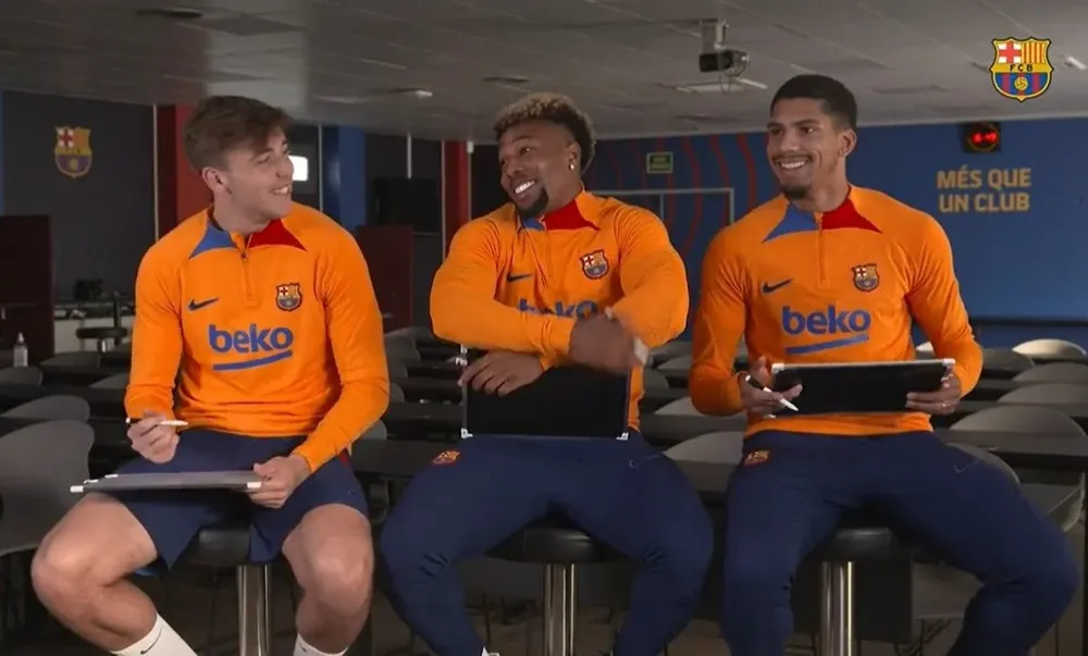 Nico, Adama y Araujo