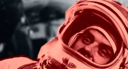 vladimir komarov, el cosmonauta que iba a dar los primeros pasos en el espacio y se estrello contra la tierra