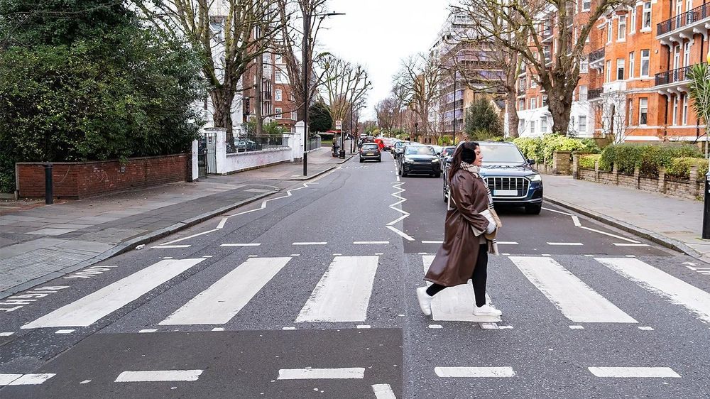 Se cree que tomar descansos regulares para caminar es bueno para el cerebro y el cuerpo.