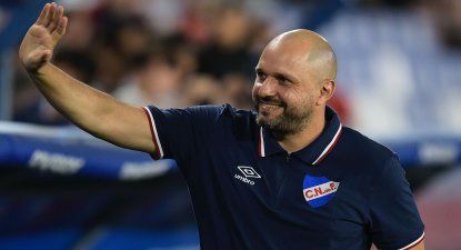 Jadson Viera en Nacional vs Deportivo Maldonado