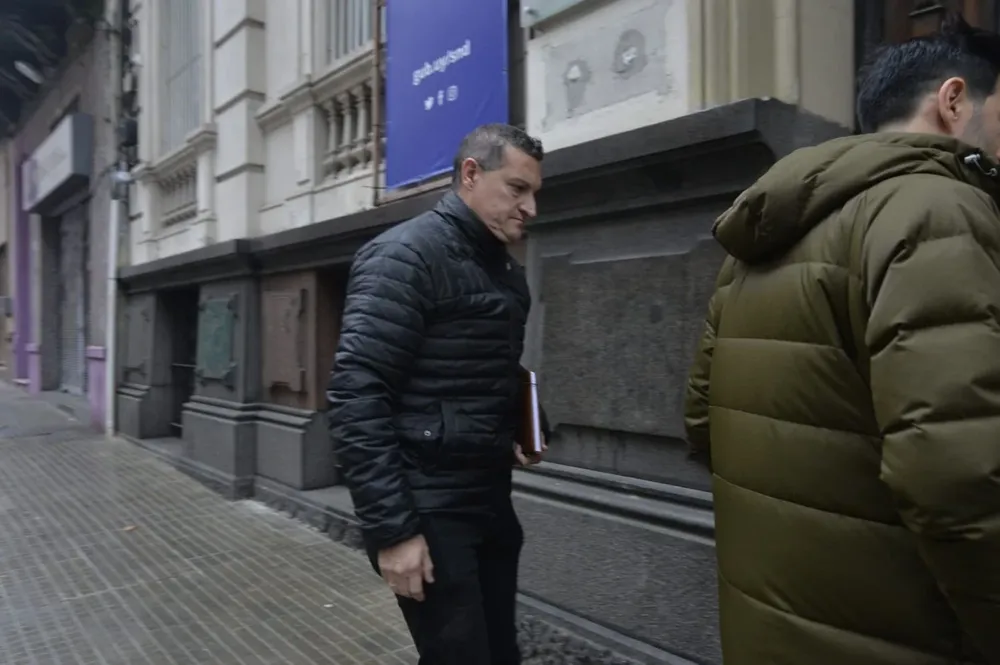 Yimmy Álvarez se reunirá con sus compañeros de directiva y con el Ejecutivo de la AUF