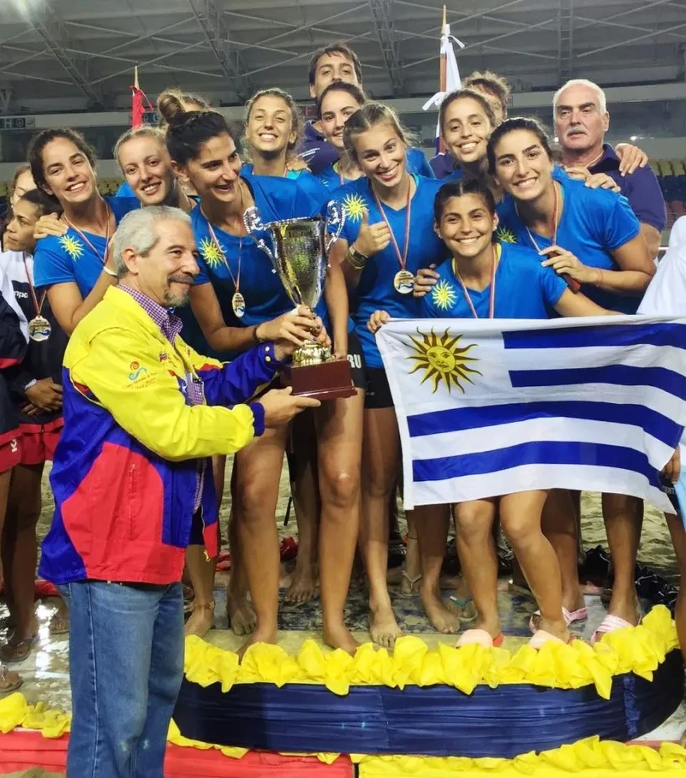 Las celestes con la Copa; Uruguay campeón