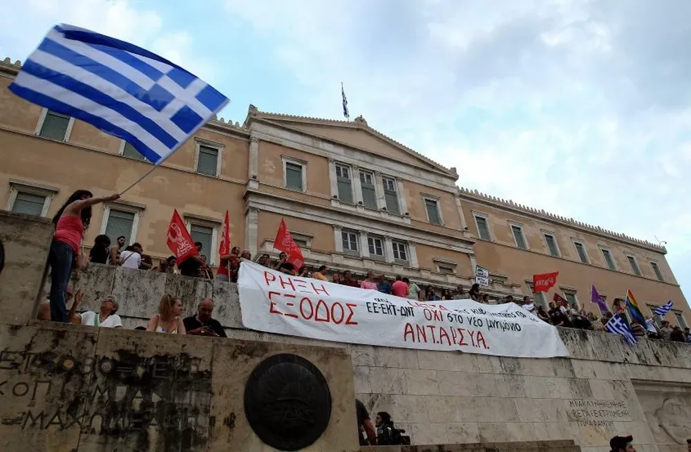 Ayer hubo protestas en Atenas contra la austeridad.