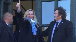 Javier Milei y Karina Milei, llegaron juntos a Francia.&nbsp;