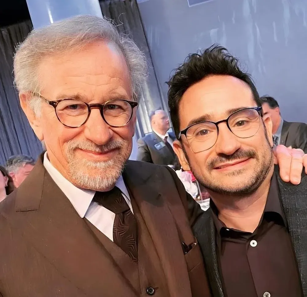 Spielberg felicita a Bayona por los goyas de La sociedad de la nieve.