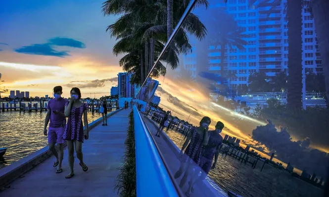 Una playa de Miami, en el estado de Florida, uno de los epicentros de la pandemia del coronavirus en Estados Unidos