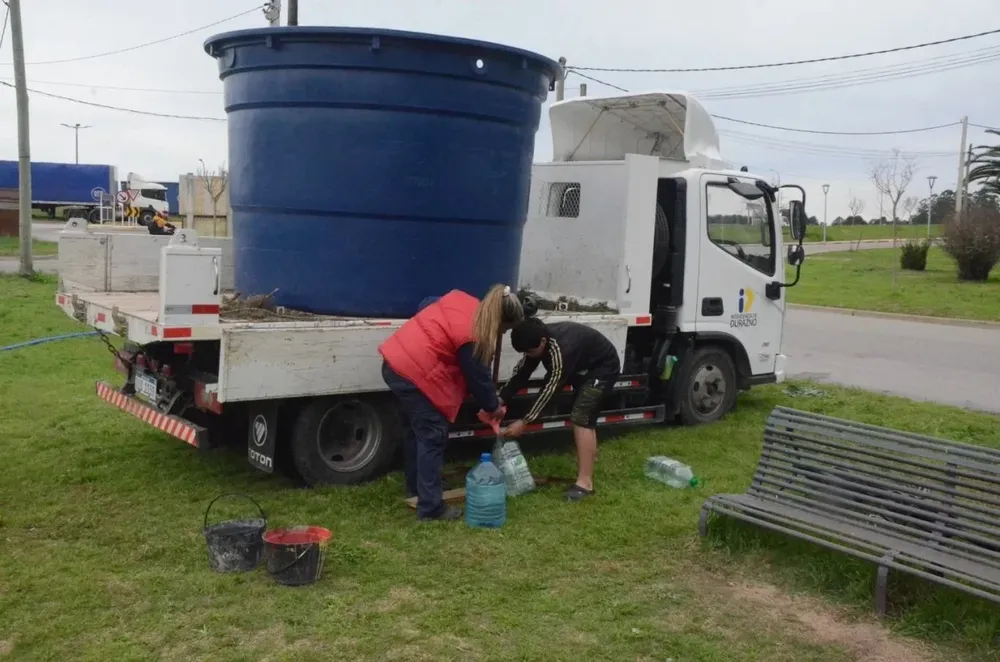 Así entrega la Intendencia agua en Durazno