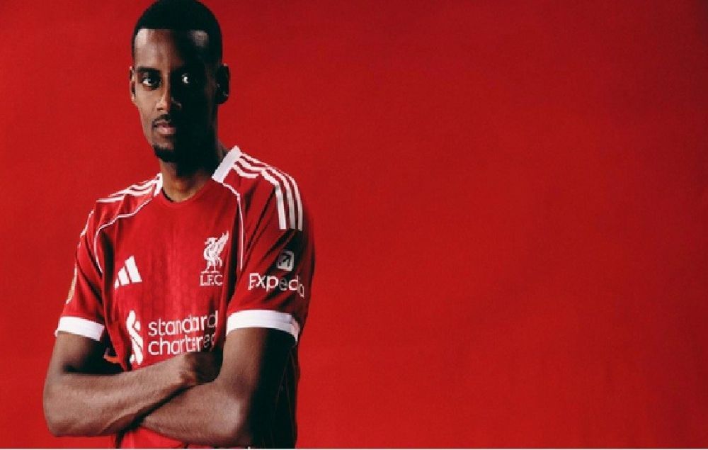 Alexander Isak llegó a Liverpool de Inglaterra para suplantar a Darwin Núñez