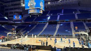 El Movistar Arena vacío, mientras se disputaba el partido de básquet entre el Real Madrid y el Maccabi Tel Aviv.