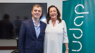 Lic. Antonio Oliva - nuevo presidente de AUDAP, Lic. Patricia Lusssich -presidente emérita de AUDAP.