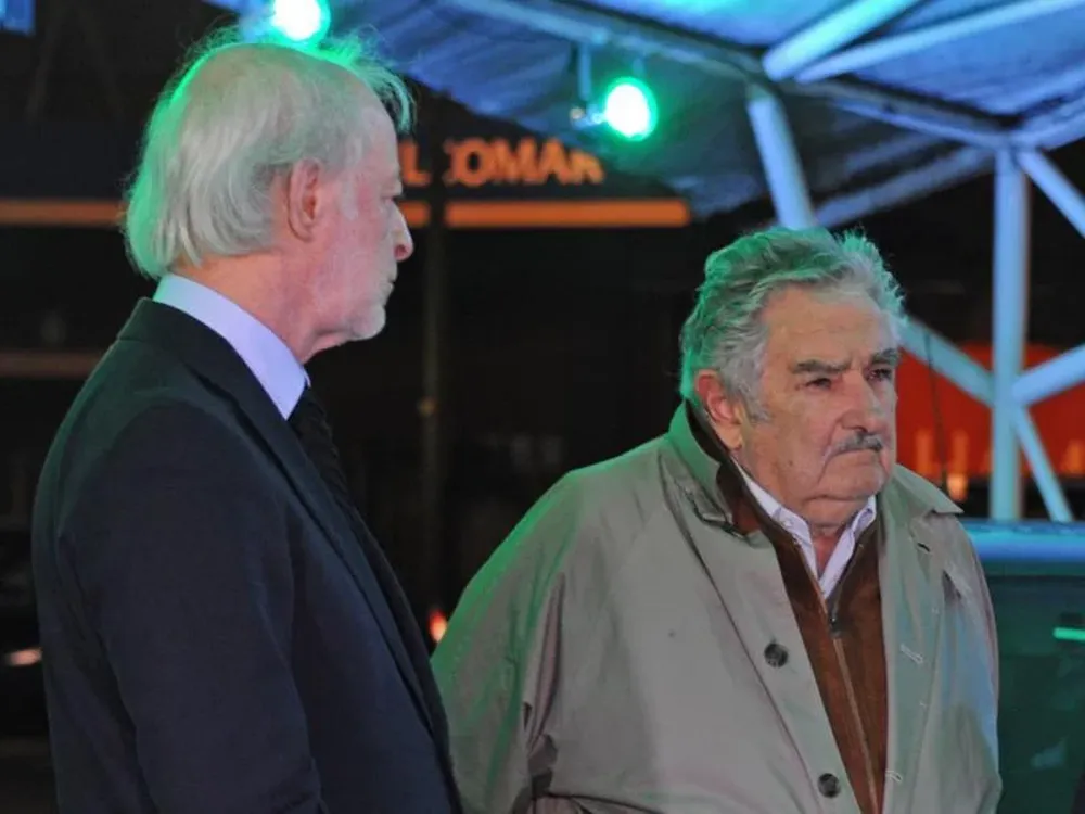 López Mena y Mujica