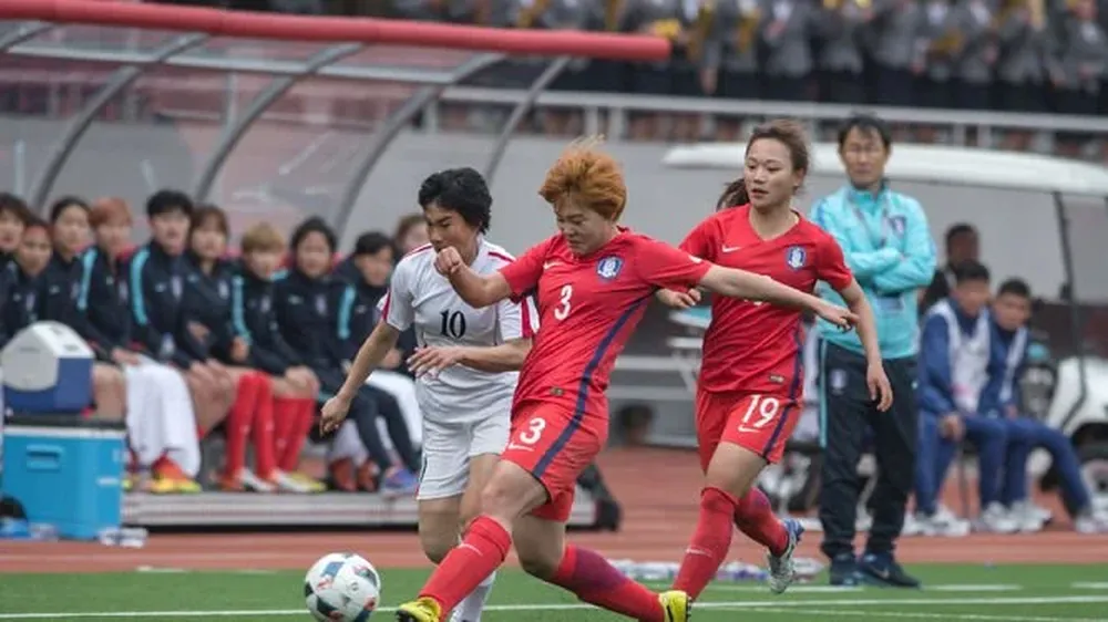 Una imagen del partido entre ambas Coreas