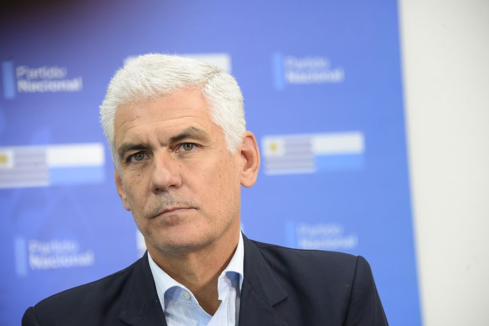 El diputado blanco, Rodrigo Goñi cruzó al FA