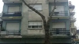 Fachada del edificio donde se ubica el apartamento que rematará Gustavo Luján Ventura