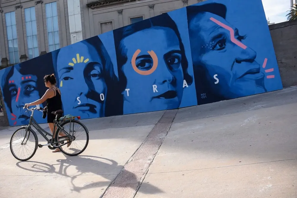 El urbanismo feminista propone incluir mujeres y minorías en la planificación urbana