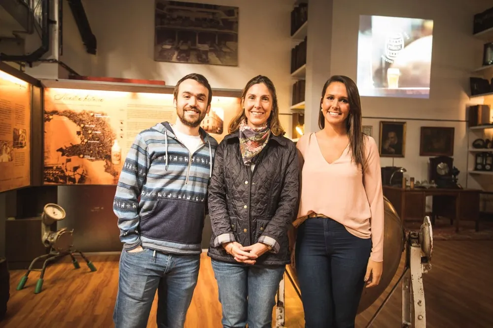 Agustin Ginel, Gabriela Cibils y Daniella Chocho