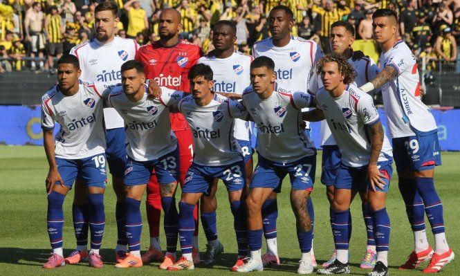 El equipo titular de Nacional que comenzó jugando el clásico en el Campeón del Siglo por la primera final de la Liga AUF Uruguaya