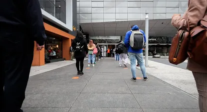 Los consumidores son cautos sobre una recuperación de la confianza.