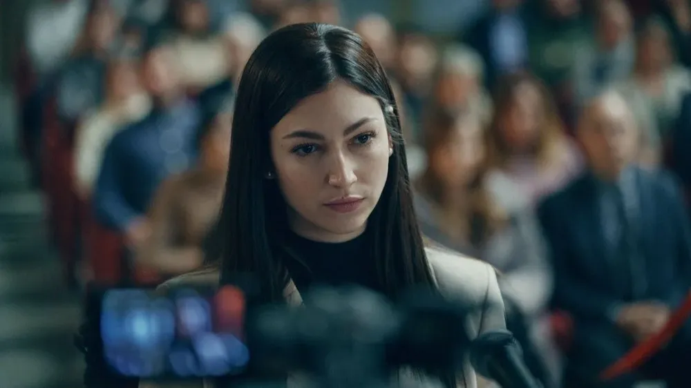 Úrsula Corberó en El cuerpo en llamas