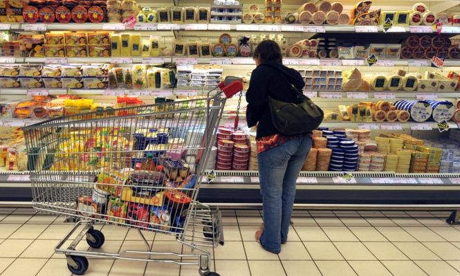 El consumo masivo cayó 17,2% en agosto y representa la mayor disminución interanual en los últimos tres años