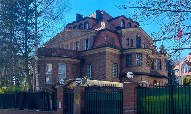 El consulado ruso en Leipzig se inauguró en 1783 por orden de la emperatriz Catalina II para promover las relaciones comerciales entre ambos países.