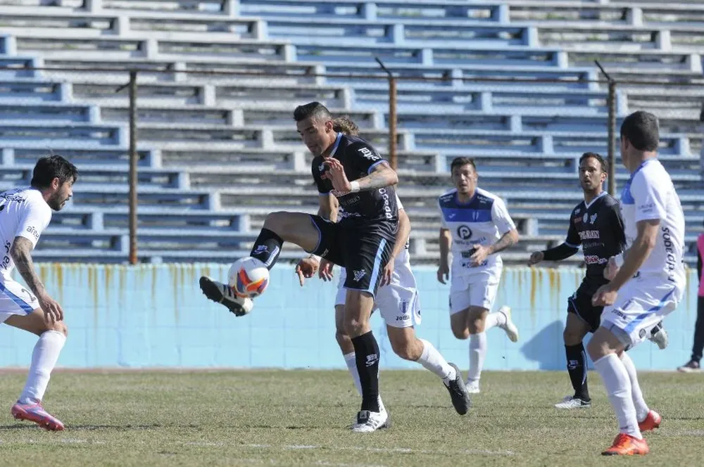 Joaquín Boghossian en la goleada de Cerro ante Juventud