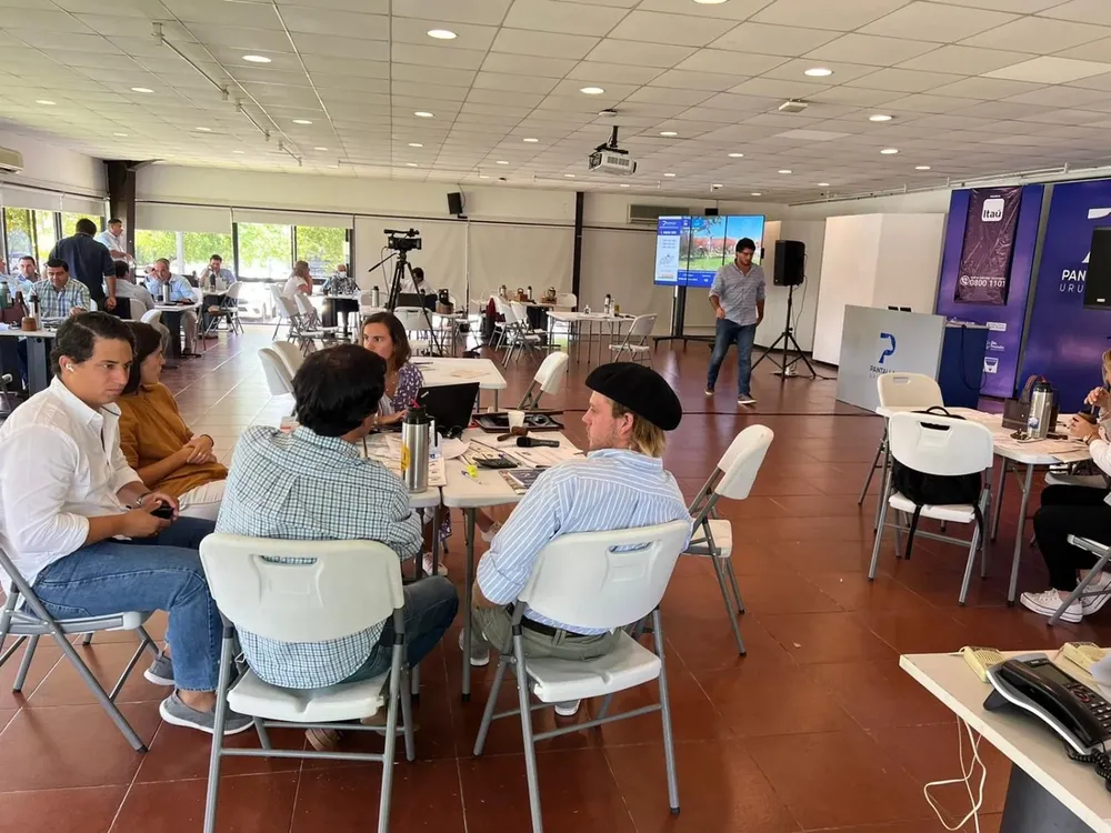 Pantalla Uruguay remató desde el LATU.