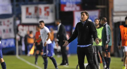 La excursión de River:  En avión demoras más o menos lo mismo