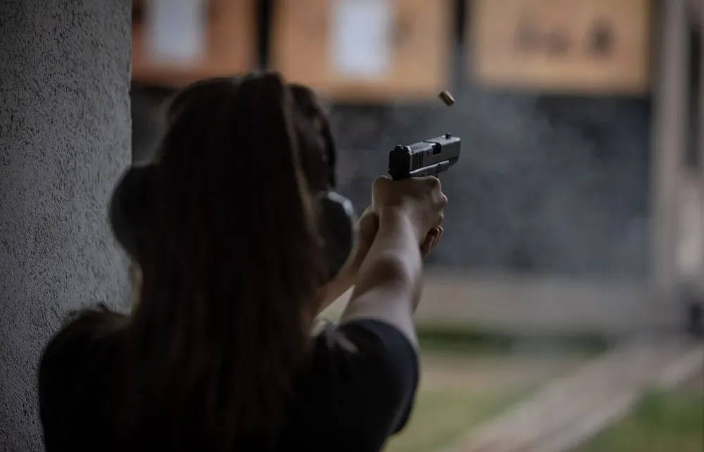 El uso de armas en los rodajes volvió al centro del debate