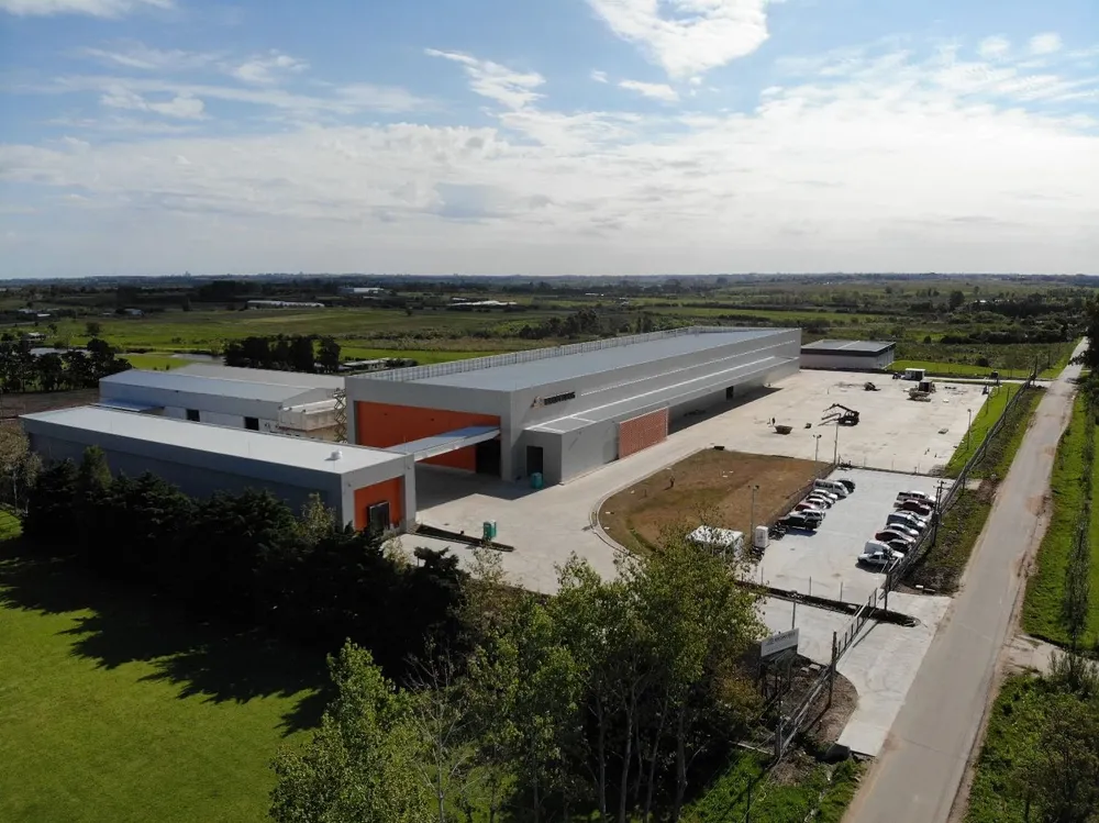 Exteriores de la nueva planta de Bromyros