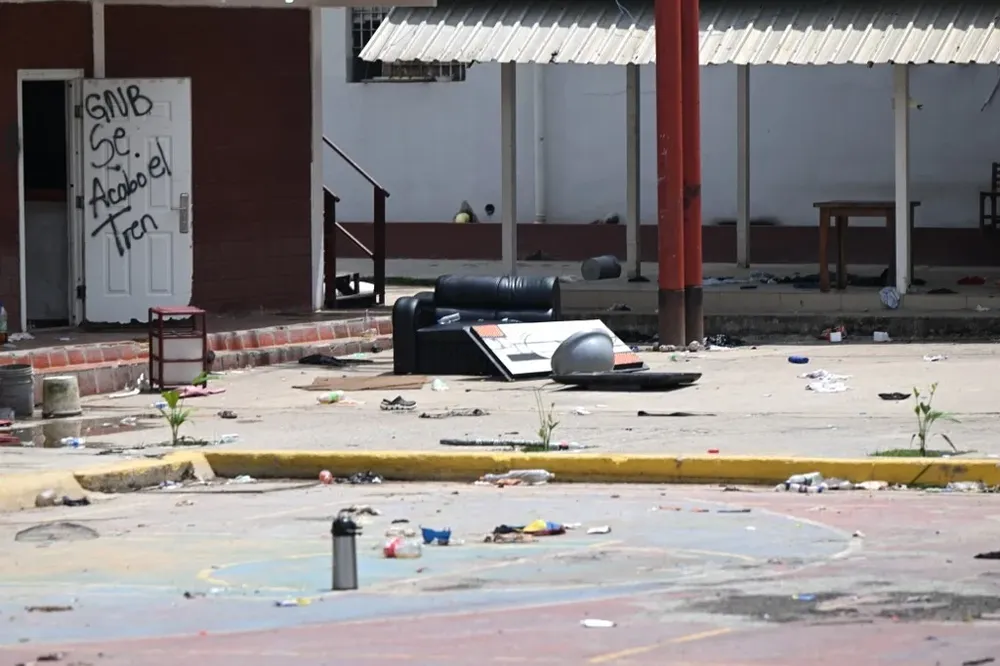 Las redes sociales bolivarianas se hicieron eco de que el Niño Guerrero habría logrado escapar del centro penitenciario antes de la redada.