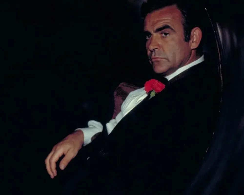 Sean Connery protagonizó El satánico Dr. No (1962). De Rusia con amor (1963), 007 contra Goldfinger (1964), Operación Trueno (1965), Solo se vive dos veces (1967) y Los diamantes son eternos (1971)