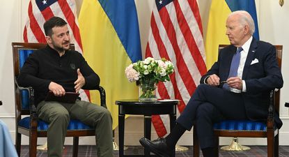 Joe Biden le anunció a Zelensky otro paquete de ayuda para Ucrania por 225 millones de dólares