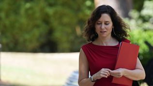 Isabel Díaz Ayuso: Nos quieren hacer sentir extranjeros en España