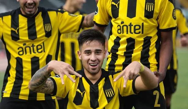 Óscar Cruz